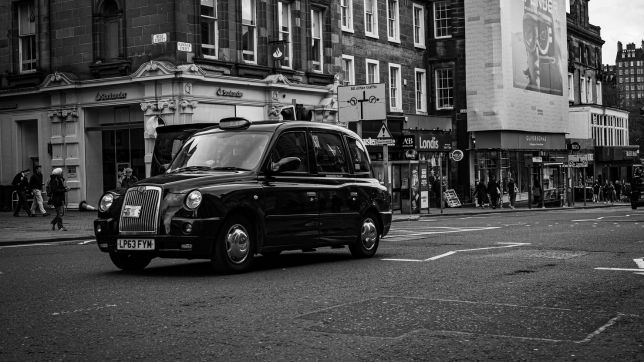 Taxis in London – Black Cabs and City Transportation