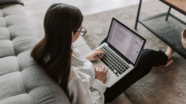 Adyktwork online work platform and freelance productivity guide