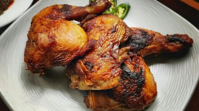 Best Pollo al Chilindron Near Me – Traditional Spanish Chicken with Peppers and Tomato Sauce